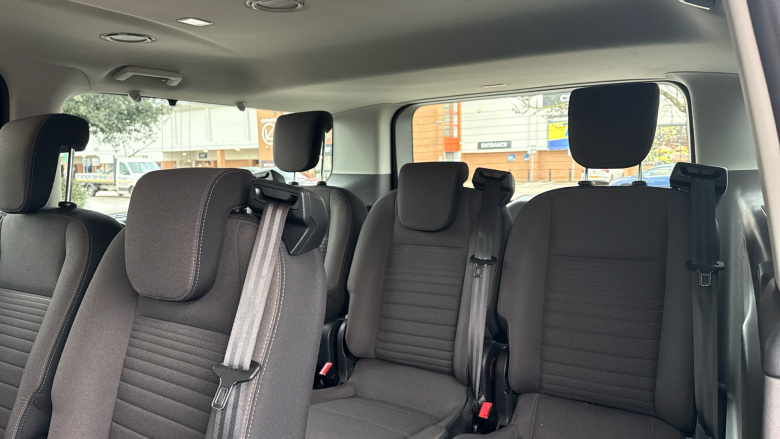 Ford Tourneo Custom Transit Custom Tourneo L2 Diesel Fwd 2.0 EcoBlue 130ps Low Roof 8 Seater Titanium